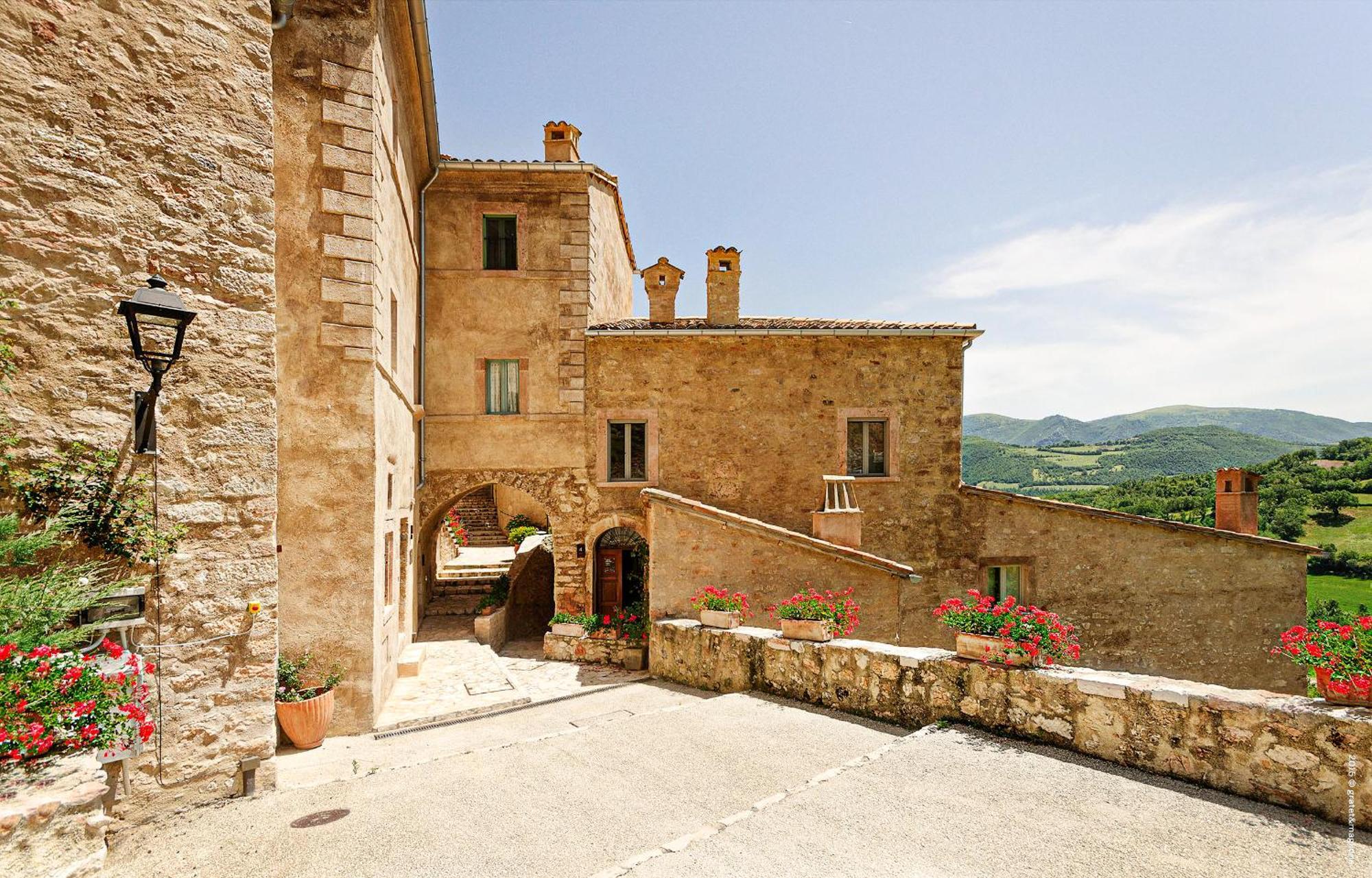 فندق Castello Di Postignano Relais Sellano المظهر الخارجي الصورة